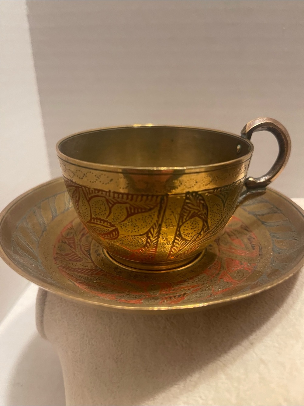 2 Vintage Etched Brass Teacup and Saucer Set - Gold Tones (Pair) color inlay
